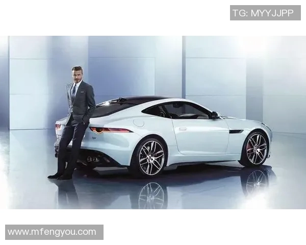 梅西豪车展现足球明星风采引领奢华生活新潮流